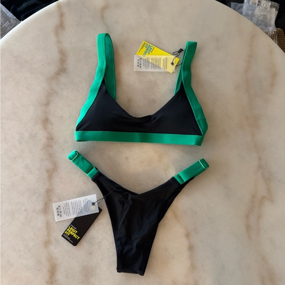 NWT OneOne Swimwear Marina Top Murano - Picture 7 of 7